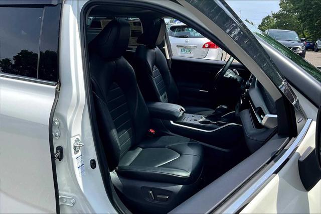 used 2021 Toyota Highlander Hybrid car, priced at $39,981