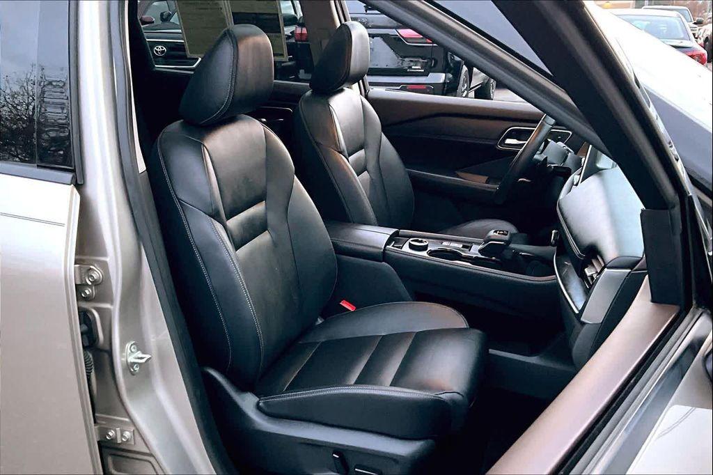 used 2021 Nissan Rogue car, priced at $24,981