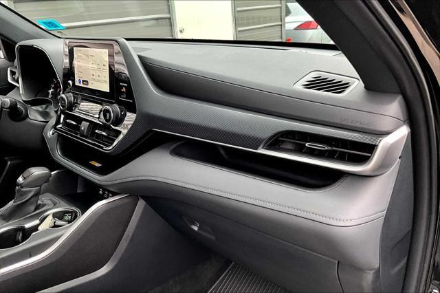 used 2024 Toyota Highlander car, priced at $46,492