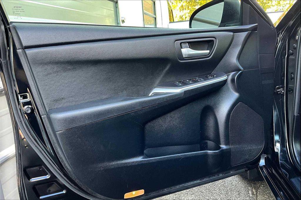 used 2015 Toyota Camry Hybrid car, priced at $14,981