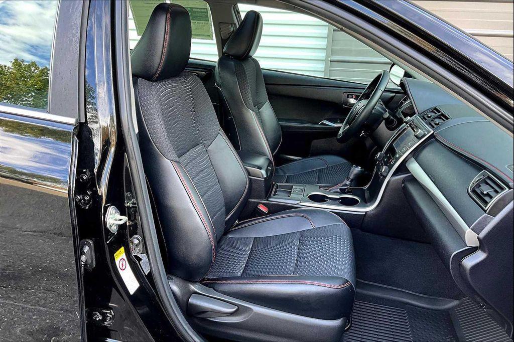 used 2015 Toyota Camry Hybrid car, priced at $14,981