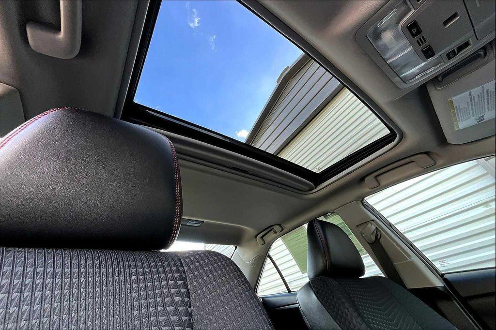 used 2015 Toyota Camry Hybrid car, priced at $14,981