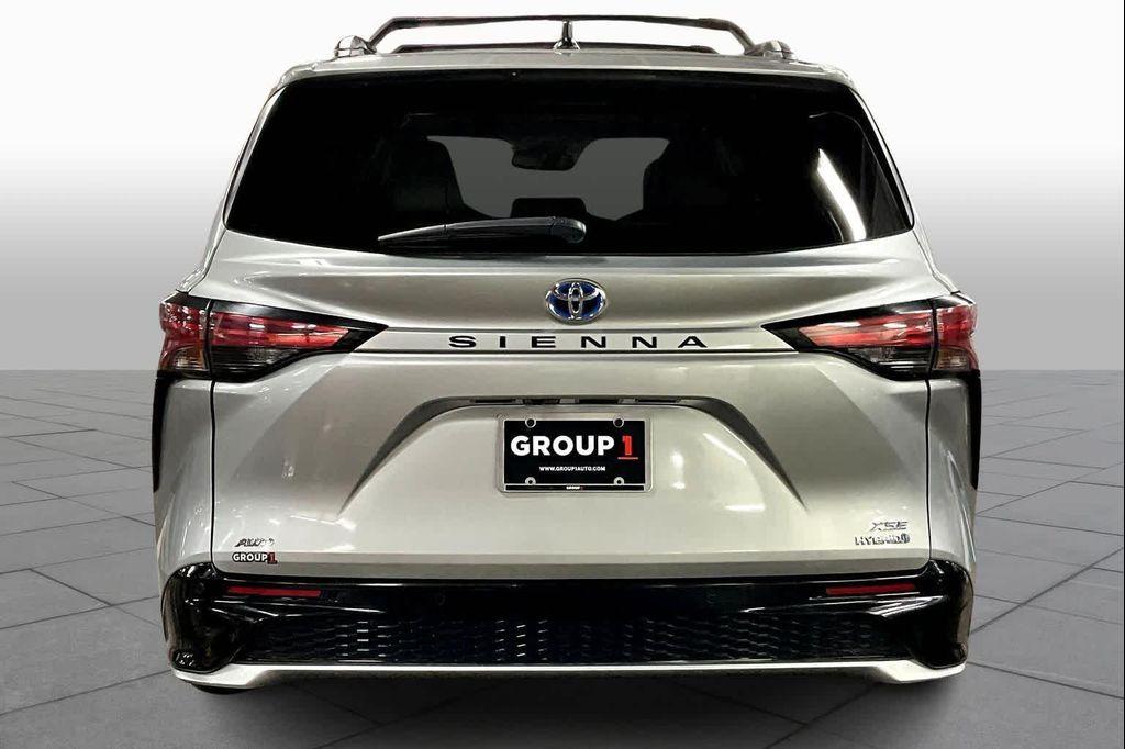 used 2024 Toyota Sienna car, priced at $50,892