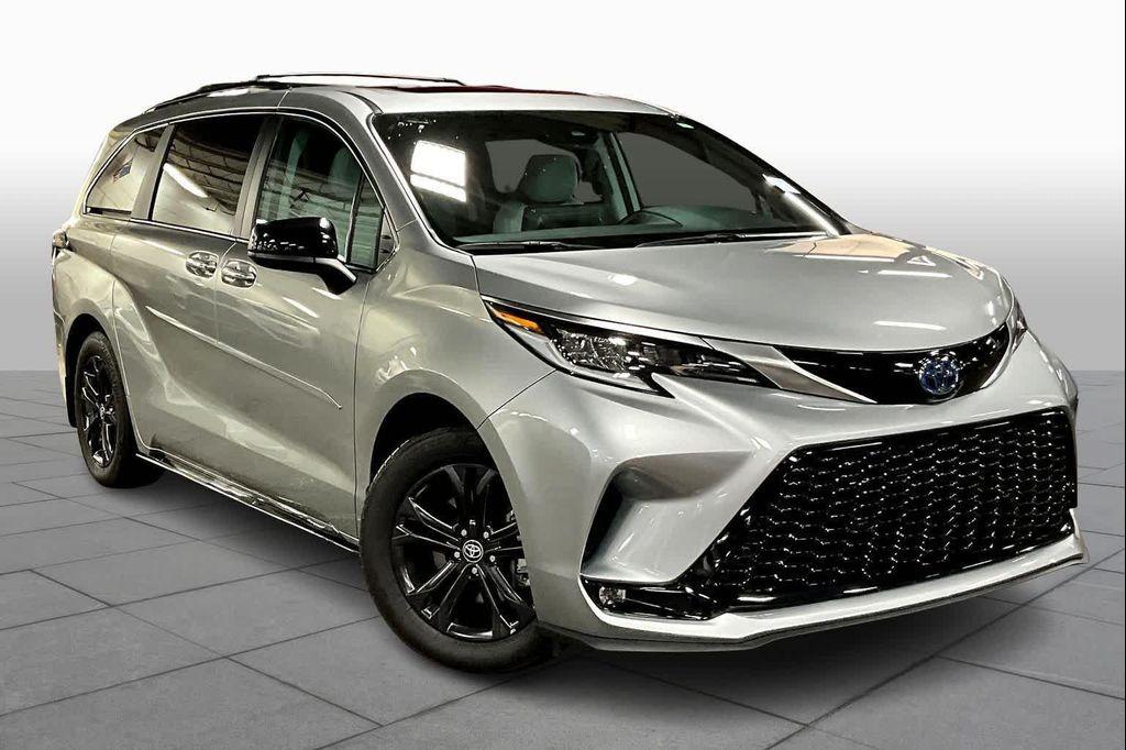 used 2024 Toyota Sienna car, priced at $50,892