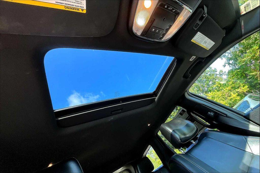 used 2017 Jeep Grand Cherokee car, priced at $10,992