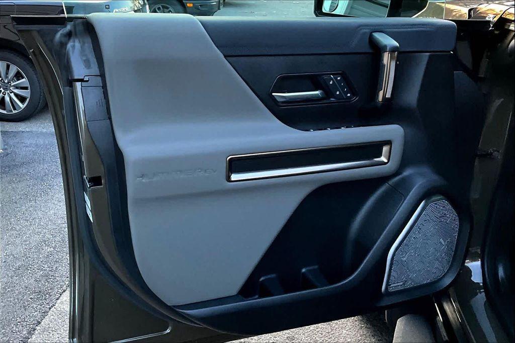 used 2025 GMC HUMMER EV SUV car, priced at $69,981