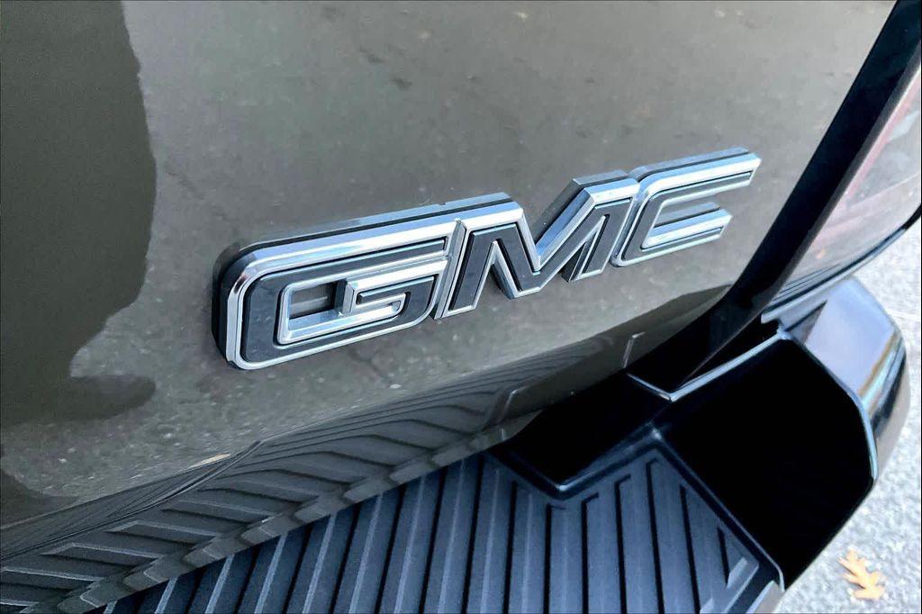 used 2025 GMC HUMMER EV SUV car, priced at $69,981
