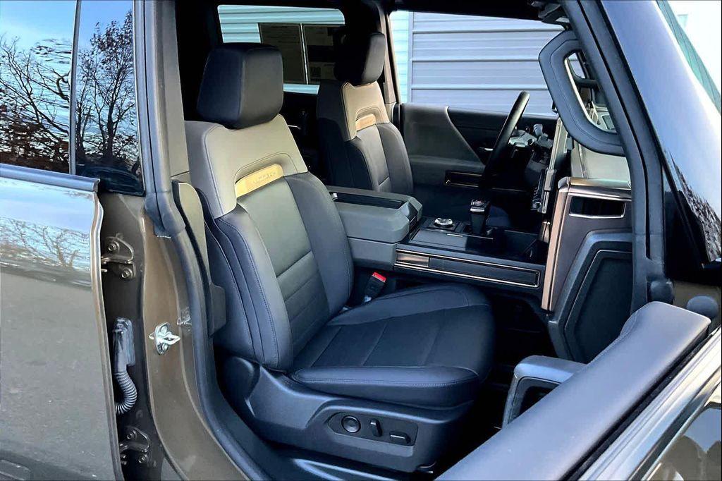 used 2025 GMC HUMMER EV SUV car, priced at $69,981