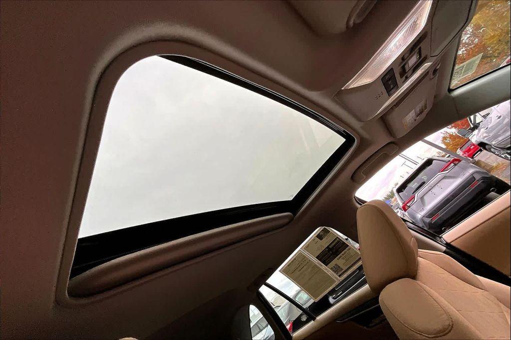 used 2022 Toyota RAV4 Hybrid car, priced at $30,981