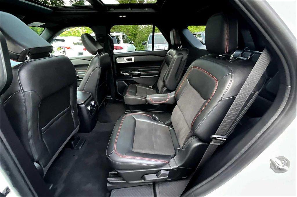 used 2022 Ford Explorer car, priced at $34,981