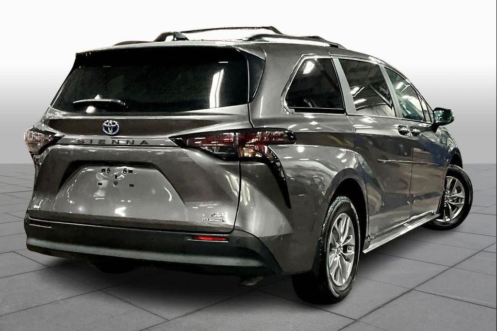 used 2024 Toyota Sienna car, priced at $43,981