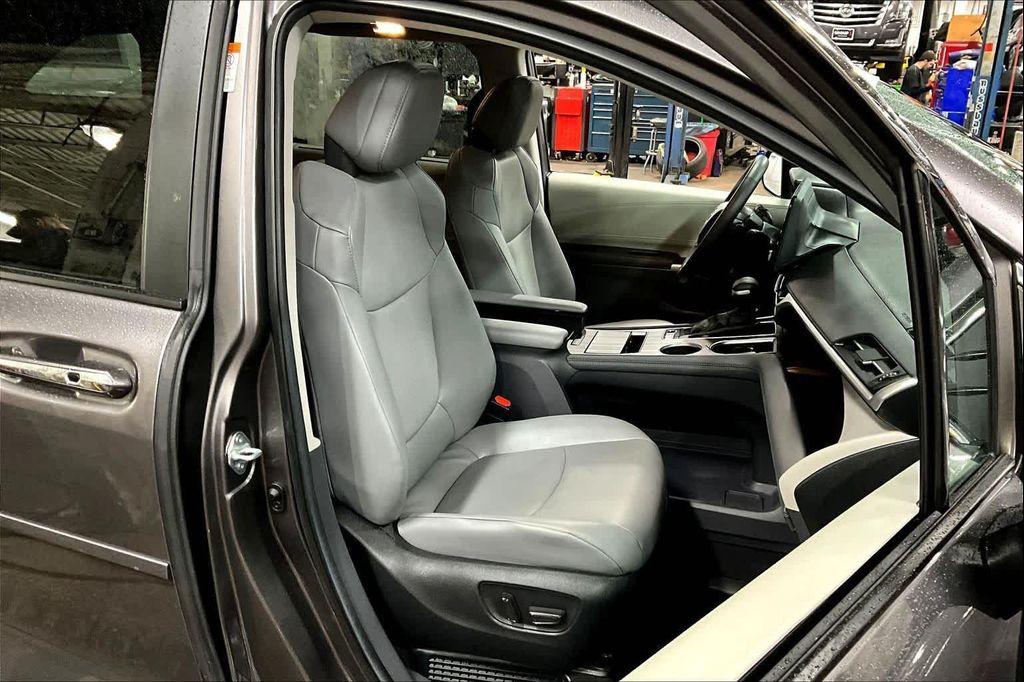 used 2024 Toyota Sienna car, priced at $43,981