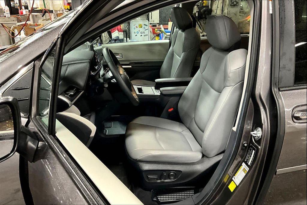 used 2024 Toyota Sienna car, priced at $43,981