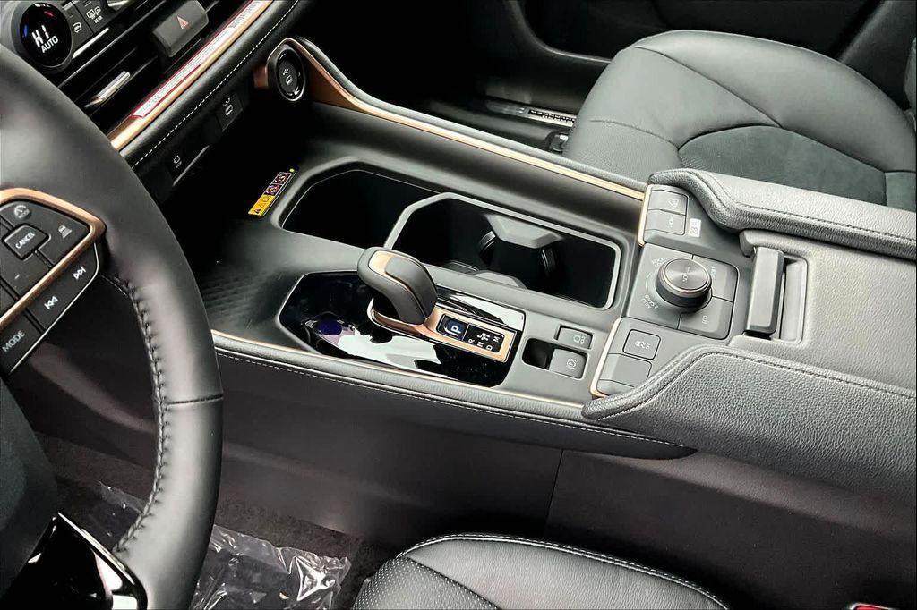 new 2026 Toyota Grand Highlander Hybrid car, priced at $64,022