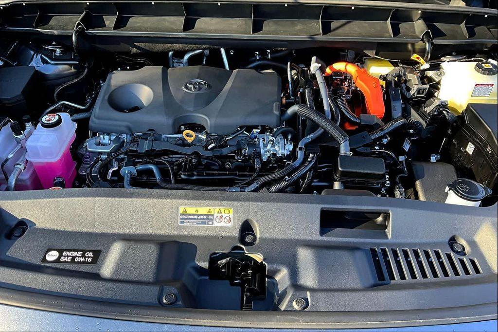new 2025 Toyota Highlander Hybrid car, priced at $50,857