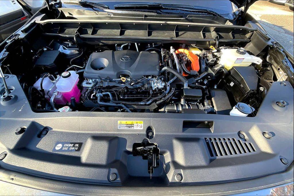new 2025 Toyota Highlander Hybrid car, priced at $50,857