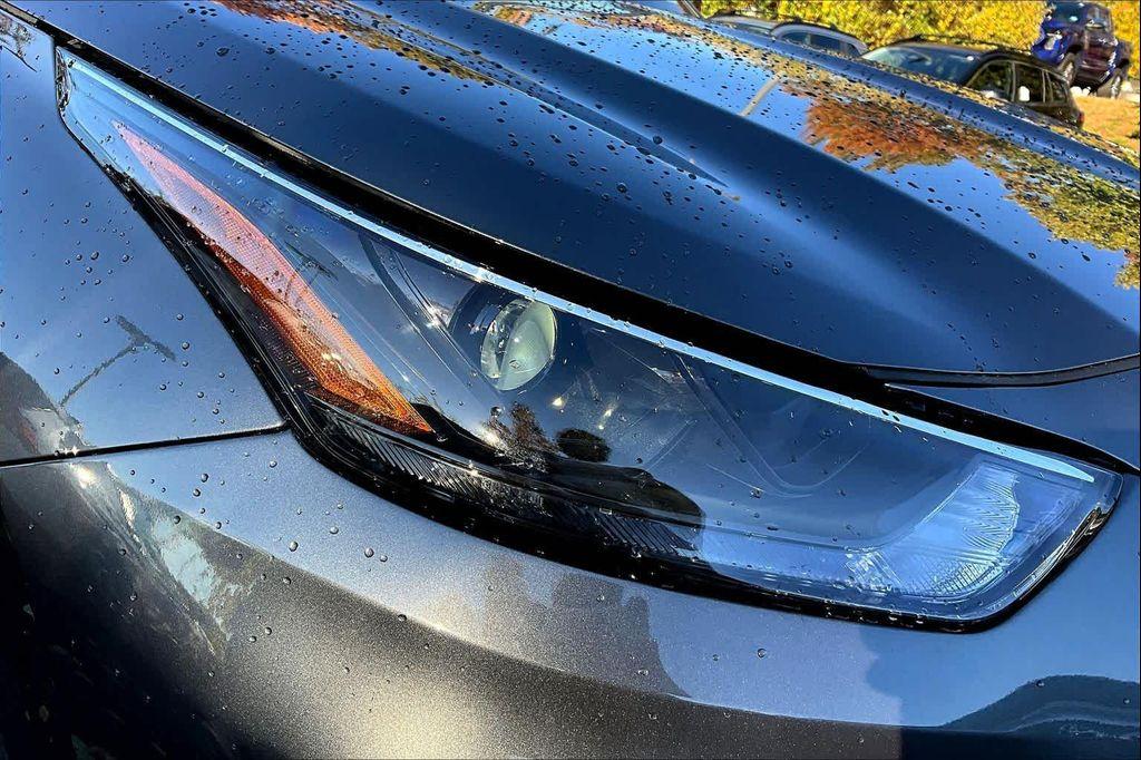 new 2025 Toyota Highlander Hybrid car, priced at $50,857