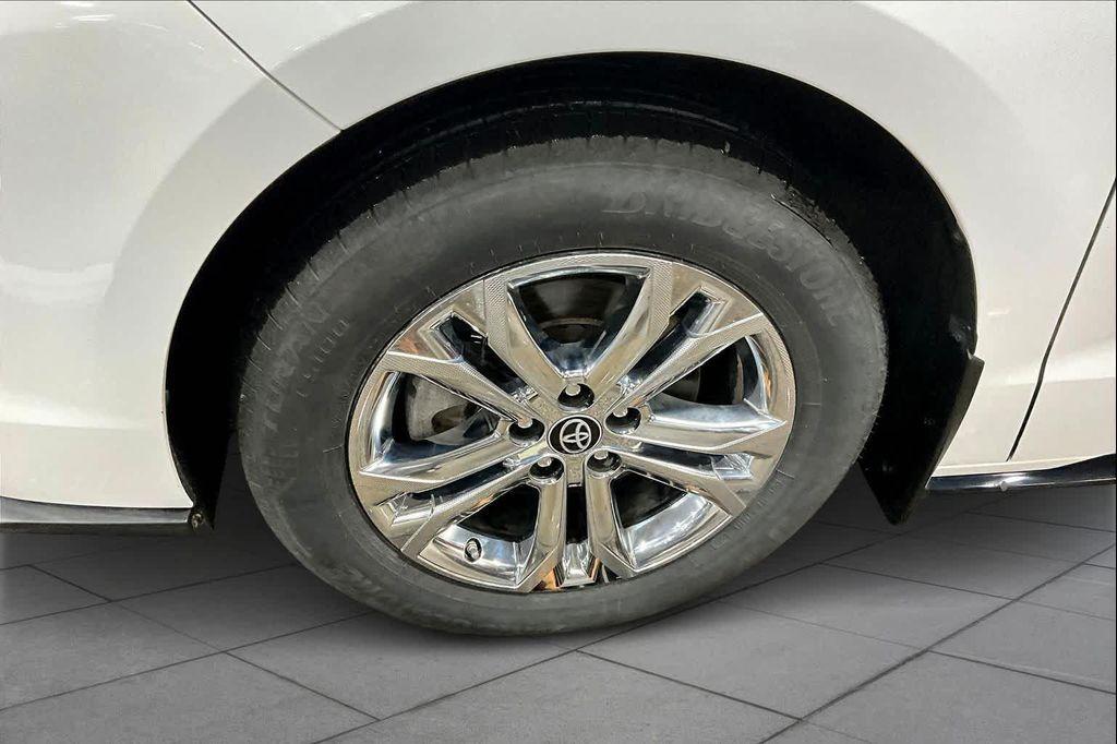 used 2023 Toyota Sienna car, priced at $48,822