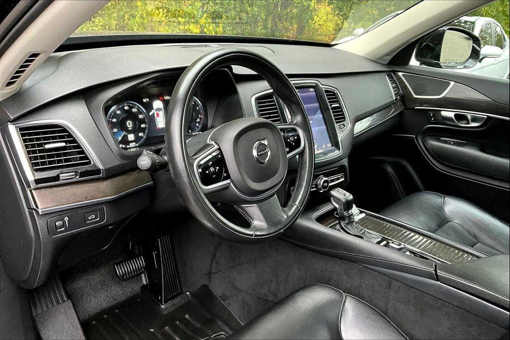used 2018 Volvo XC90 car, priced at $19,492