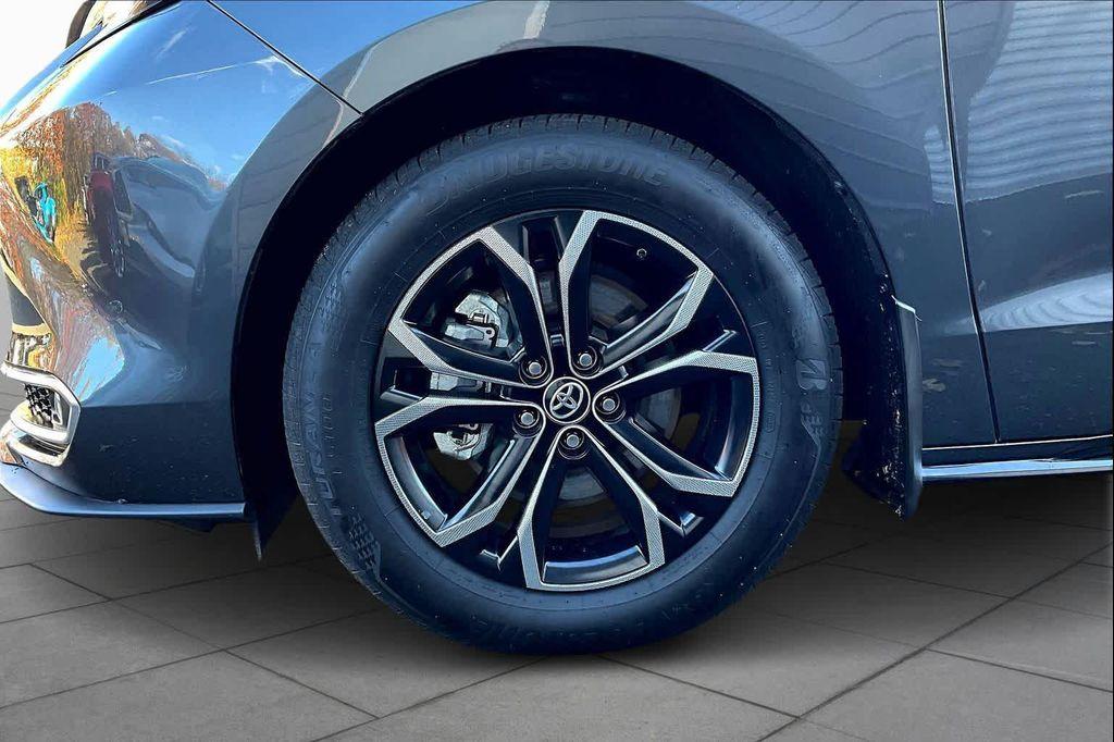 used 2025 Toyota Sienna car, priced at $61,892