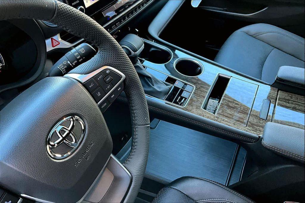 used 2025 Toyota Sienna car, priced at $61,892