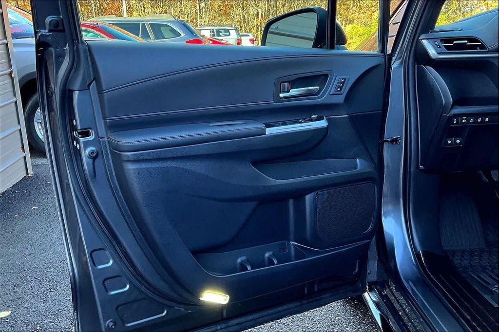 used 2025 Toyota Sienna car, priced at $61,892