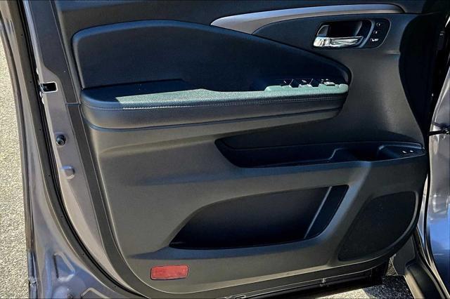 used 2022 Honda Pilot car, priced at $34,792