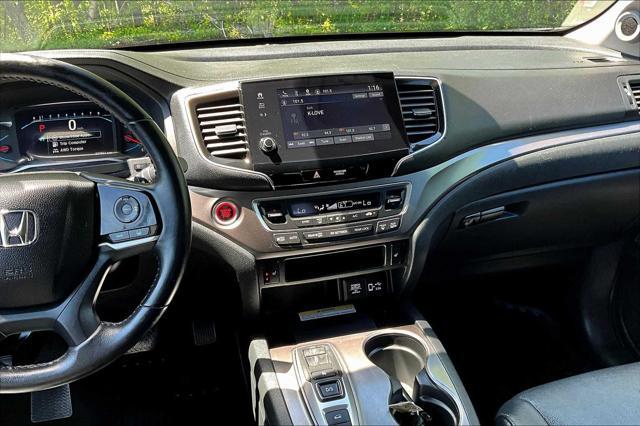 used 2022 Honda Pilot car, priced at $34,792