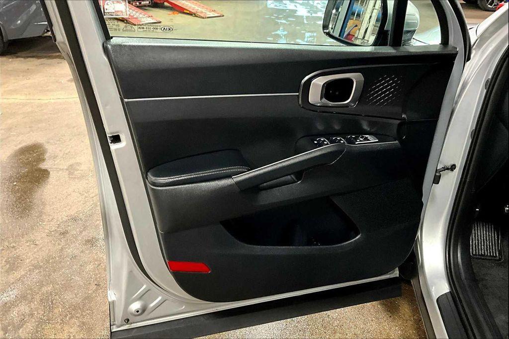used 2021 Kia Sorento car, priced at $12,222