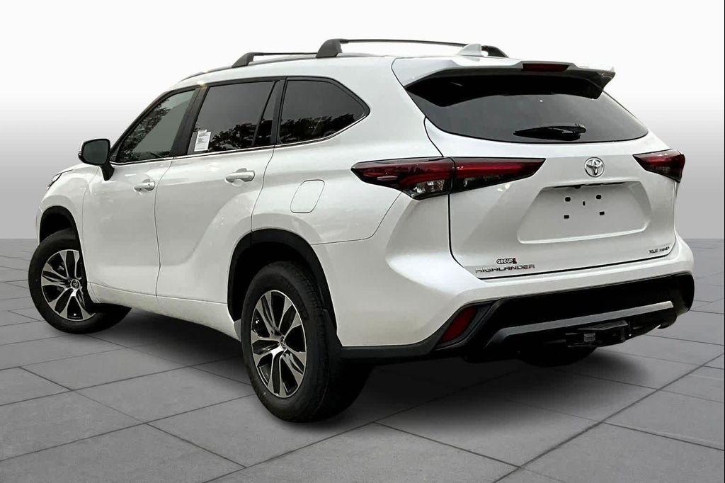 new 2026 Toyota Highlander car, priced at $49,007