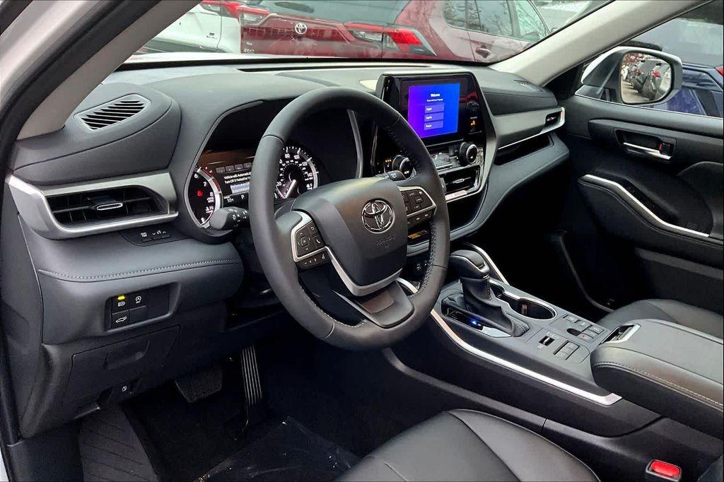 new 2026 Toyota Highlander car, priced at $49,007