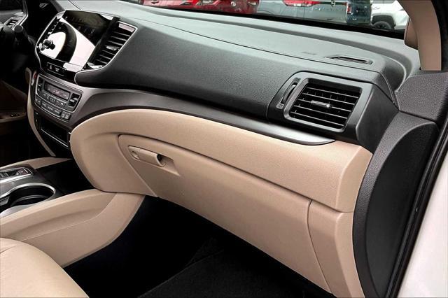 used 2021 Honda Pilot car, priced at $29,981