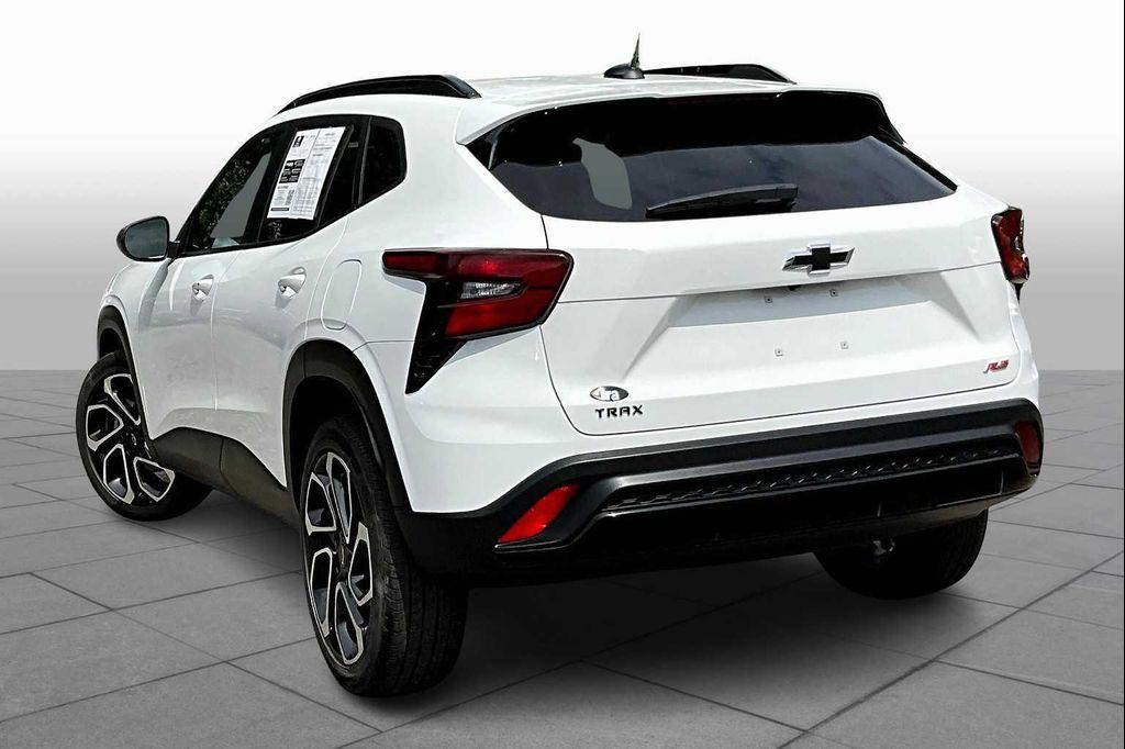 used 2024 Chevrolet Trax car, priced at $22,882