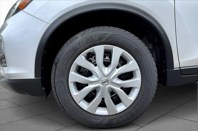 used 2019 Nissan Rogue car, priced at $17,491