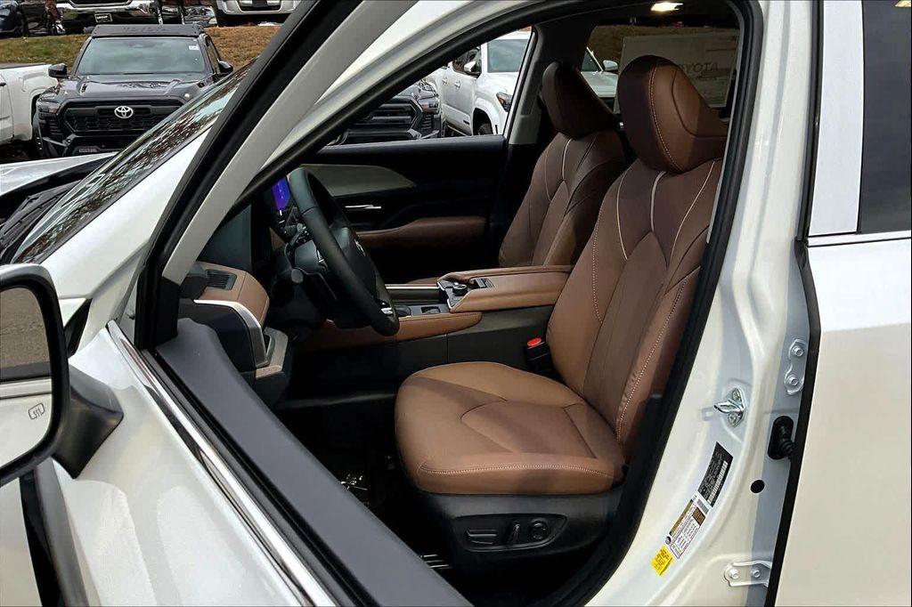 new 2026 Toyota Grand Highlander car, priced at $58,703