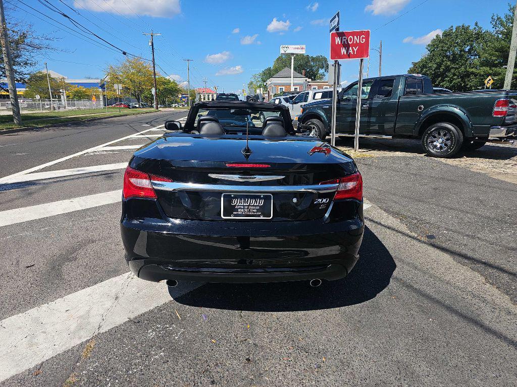 used 2012 Chrysler 200 car, priced at $4,995