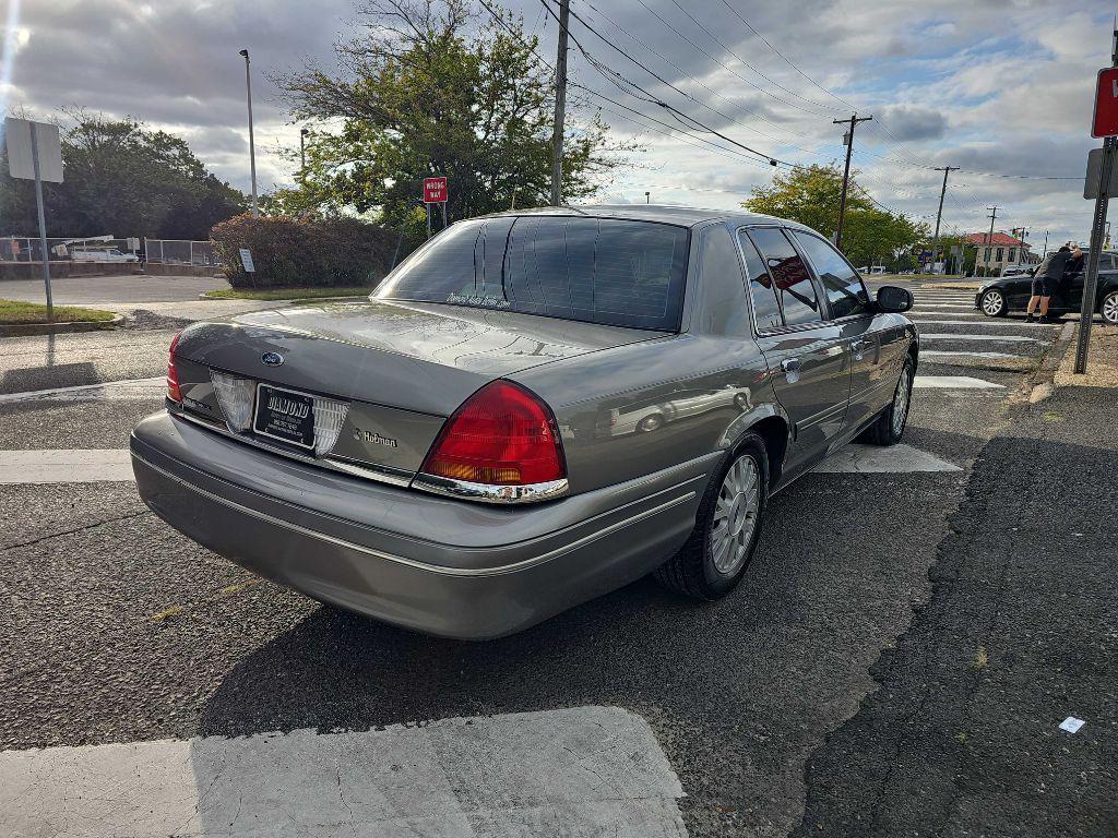 used 2003 Ford Crown Victoria car, priced at $3,995