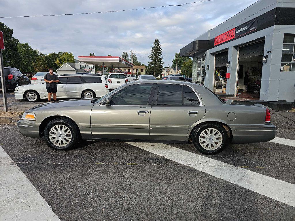 used 2003 Ford Crown Victoria car, priced at $3,995