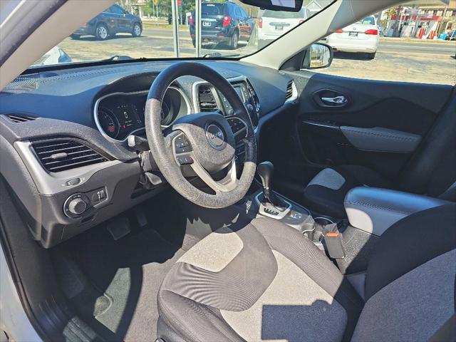 used 2014 Jeep Cherokee car, priced at $6,400
