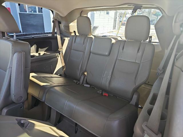 used 2011 Volkswagen Routan car, priced at $4,500