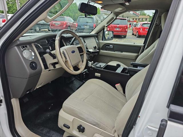used 2009 Ford Expedition EL car, priced at $2,500