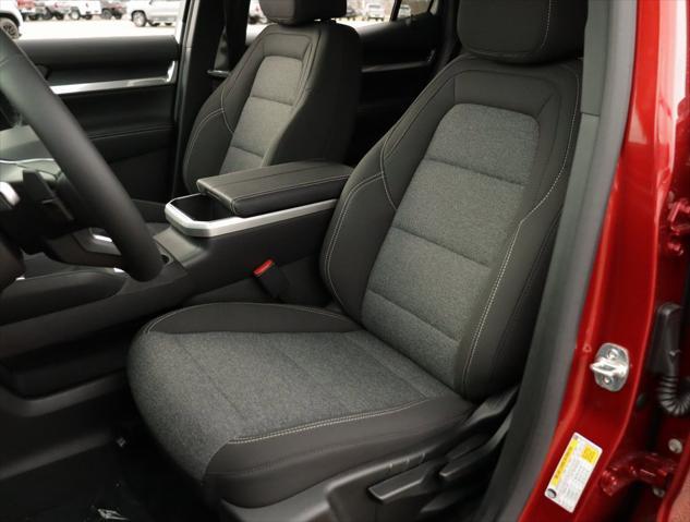 new 2025 GMC Terrain car, priced at $33,140