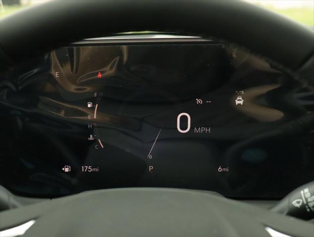 new 2025 Buick Envista car, priced at $28,860