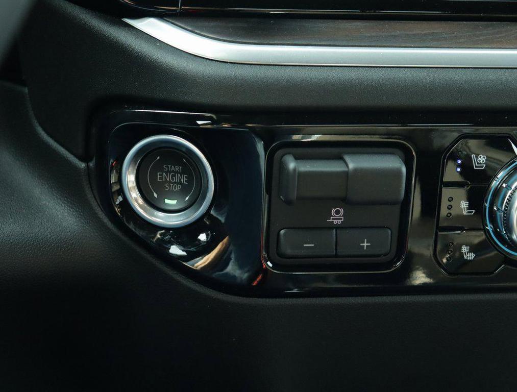 new 2025 GMC Sierra 2500 car, priced at $68,720