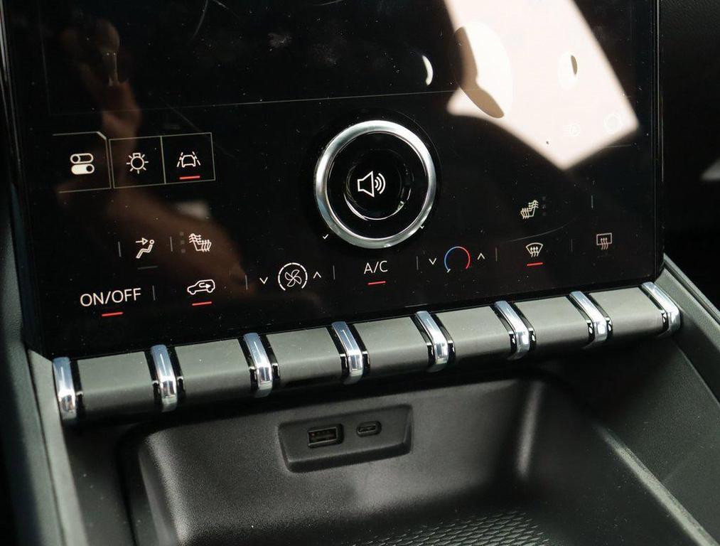new 2026 GMC Terrain car, priced at $33,335