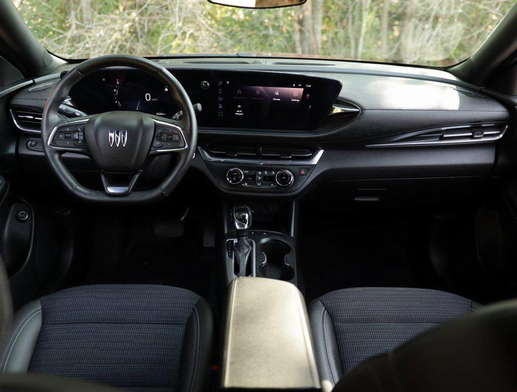 used 2024 Buick Envista car, priced at $22,970