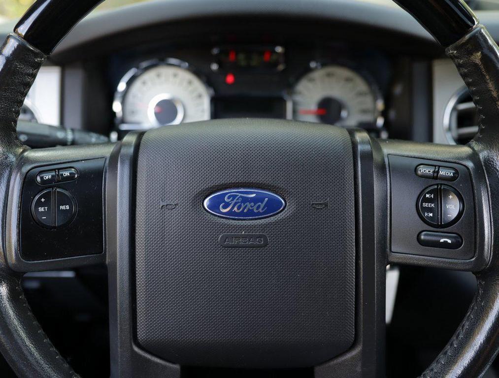 used 2014 Ford Expedition car, priced at $9,970