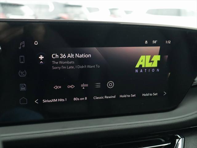 new 2025 Buick Envista car, priced at $27,580