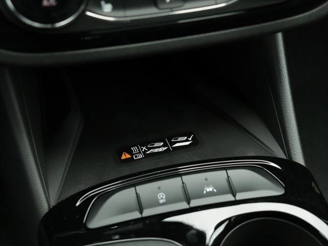 new 2025 Buick Envista car, priced at $27,580