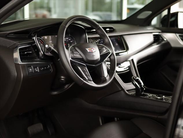 used 2023 Cadillac XT5 car, priced at $39,970